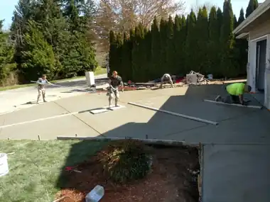 More Driveways: concrete driveway work by Redmond Concrete, concrete contractor serving Kirkland (photo 20 of 34)