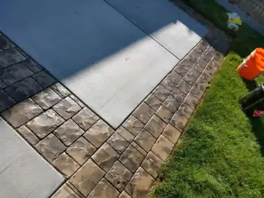 More Driveways: concrete driveway work by Redmond Concrete, concrete contractor serving Redmond (photo 27 of 34)