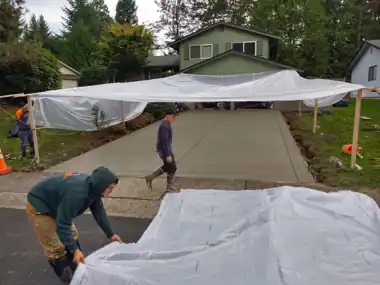 More Driveways: concrete driveway work by Redmond Concrete, concrete contractor serving Kirkland (photo 28 of 34)