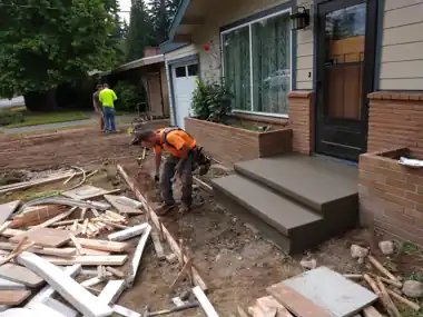 More Patios, Walkways & Steps: concrete walkway and steps work by Redmond Concrete, concrete contractor serving Redmond (photo 16 of 31)