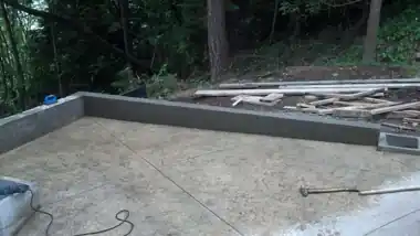 Poured Concrete Wall & Slab: concrete patio and wall work by Redmond Concrete, concrete contractor serving Bothell (photo 4 of 6)