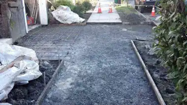 Sidewalk, Approach & Driveway in Seattle, WA: concrete walkway and steps work by Redmond Concrete (photo 3 of 6)
