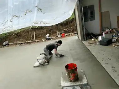 Oak Harbor Driveway, Modern Entry & Wedding Cake Steps in Oak Harbor, WA: concrete driveway work by Redmond Concrete (photo 4 of 10)