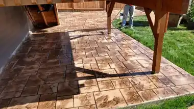More Stamped & Decorative Concrete: concrete patio and wall work by Redmond Concrete, concrete contractor serving Woodinville (photo 14 of 35)