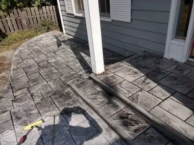 More Stamped & Decorative Concrete: concrete patio and wall work by Redmond Concrete, concrete contractor serving Kirkland (photo 20 of 35)