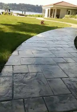 More Stamped & Decorative Concrete: concrete patio and wall work by Redmond Concrete, concrete contractor serving Bothell (photo 33 of 35)