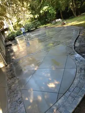 More Stamped & Decorative Concrete: concrete patio and wall work by Redmond Concrete, concrete contractor serving Kirkland (photo 4 of 35)
